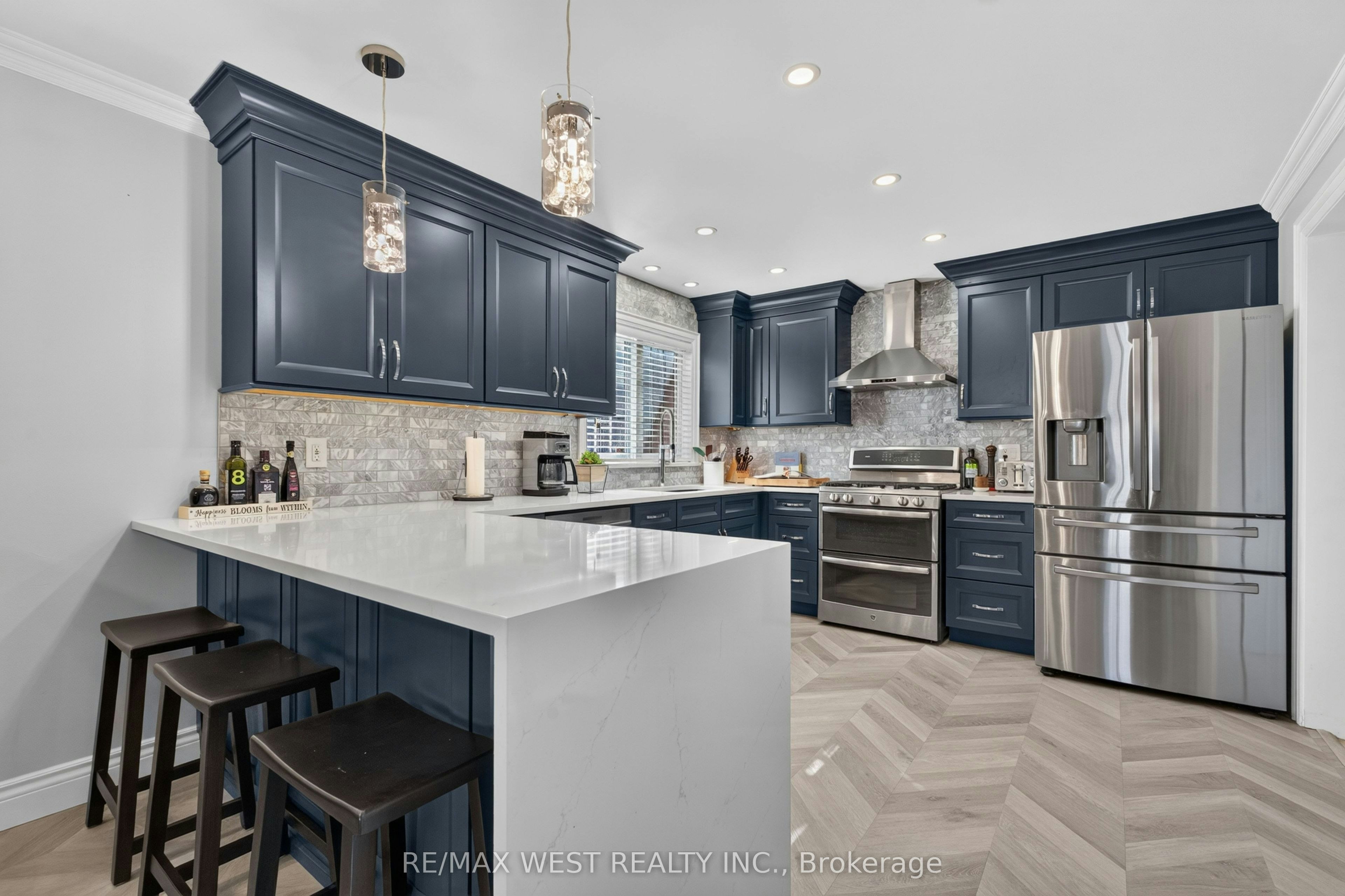 507 Alder Court, Pickering, ON, L1V 4T2