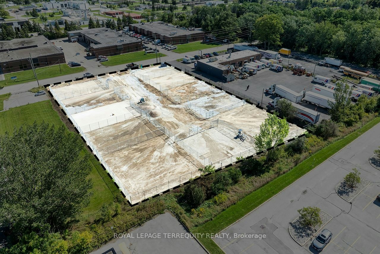 762 Mckay Road, Pickering, ON, L1W 2Y4