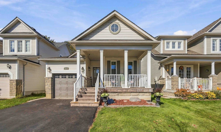 47 Mikayla Crescent