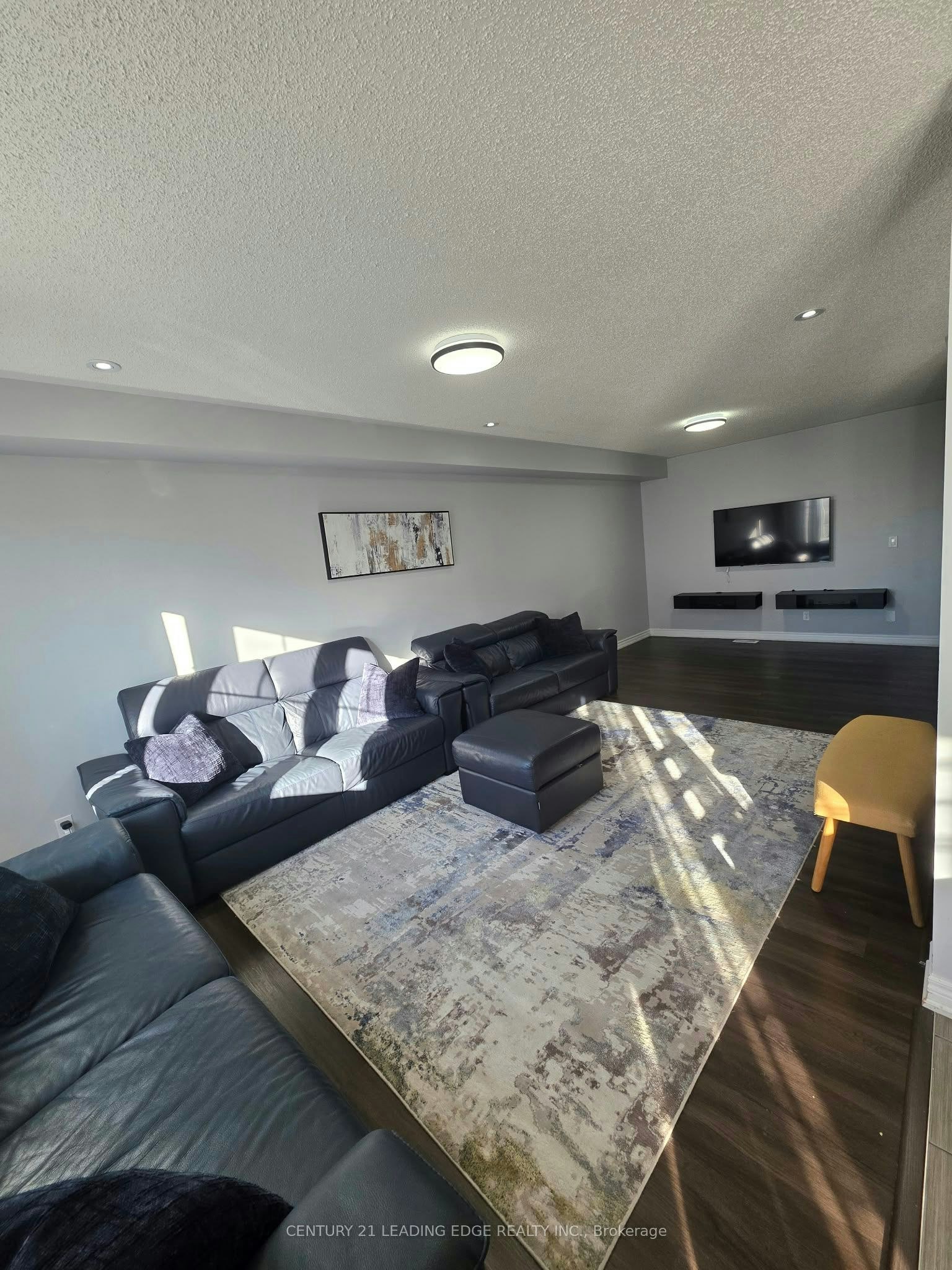 57 Great Gabe Crescent, Oshawa, ON, L1L 0G6 - 6