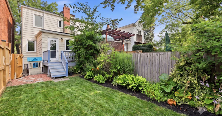 213 Oakcrest Avenue, Toronto, ON, M4C 1B8 - 23
