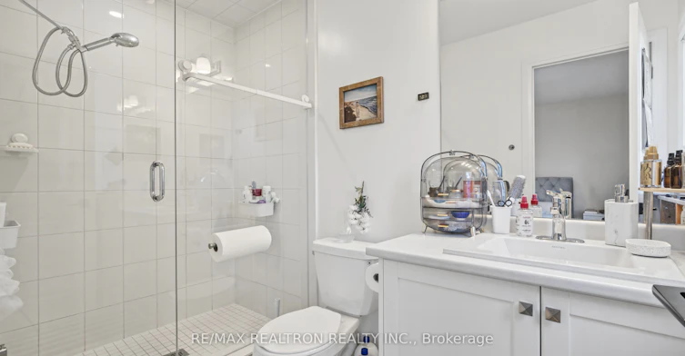 69 Emmas Way, Whitby, ON, L1R 3K4 - 17