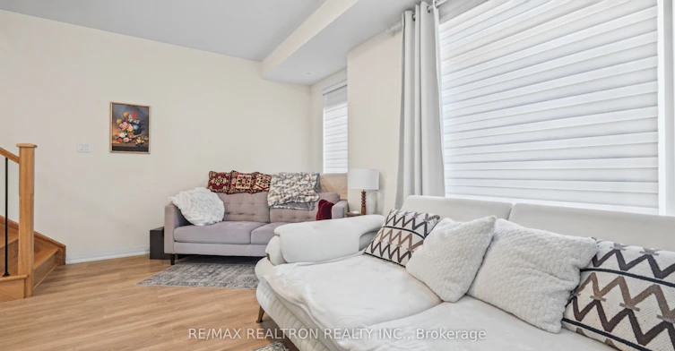 69 Emmas Way, Whitby, ON, L1R 3K4 - 11
