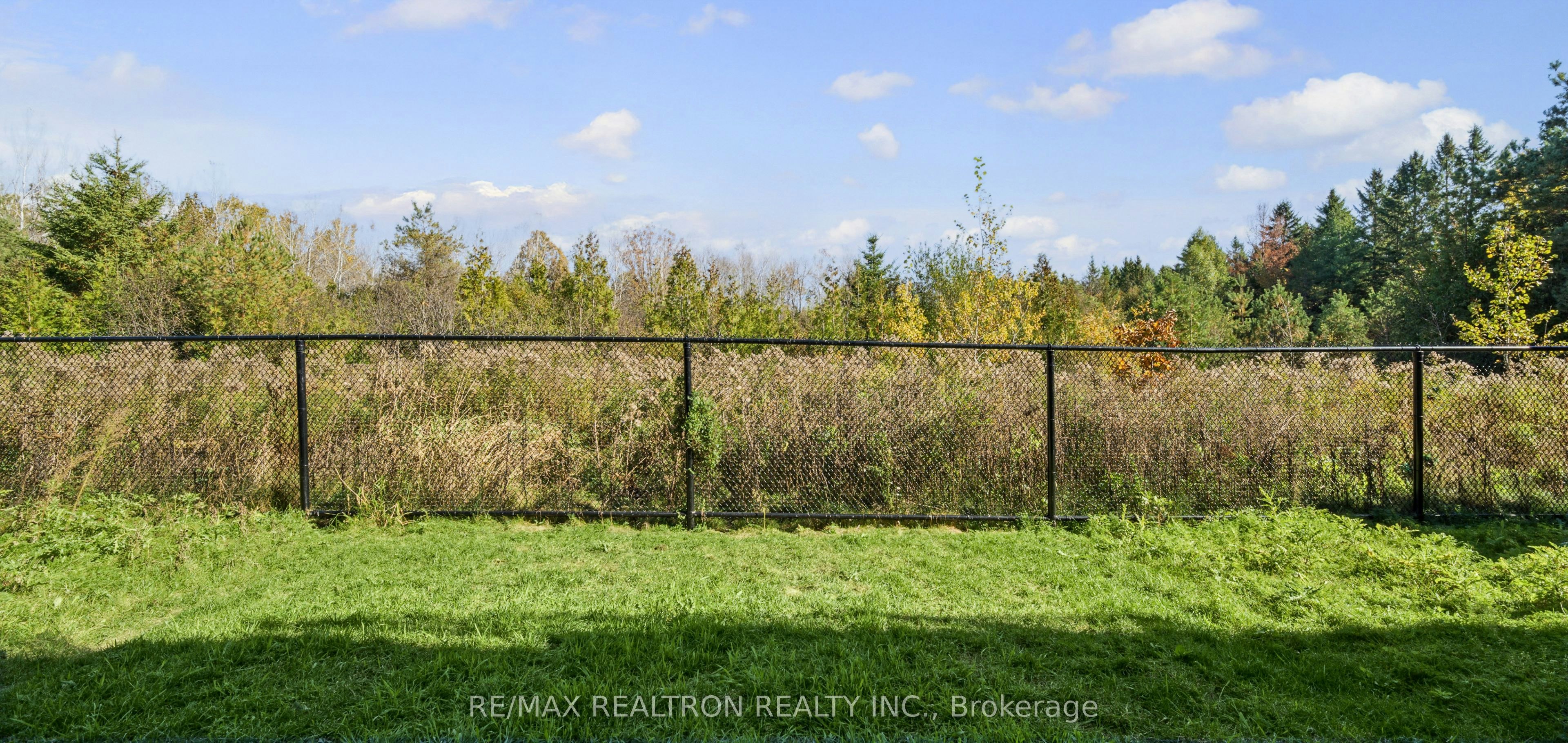 69 Emmas Way, Whitby, ON, L1R 3K4 - 28