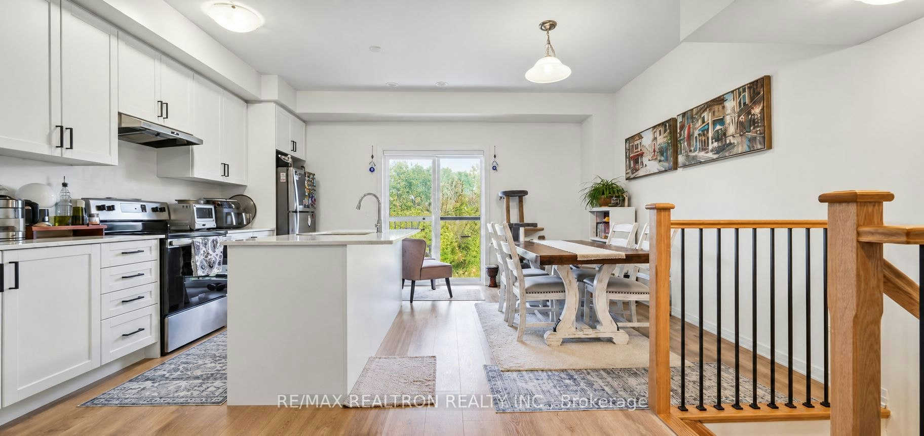 69 Emmas Way, Whitby, ON, L1R 3K4 - 7