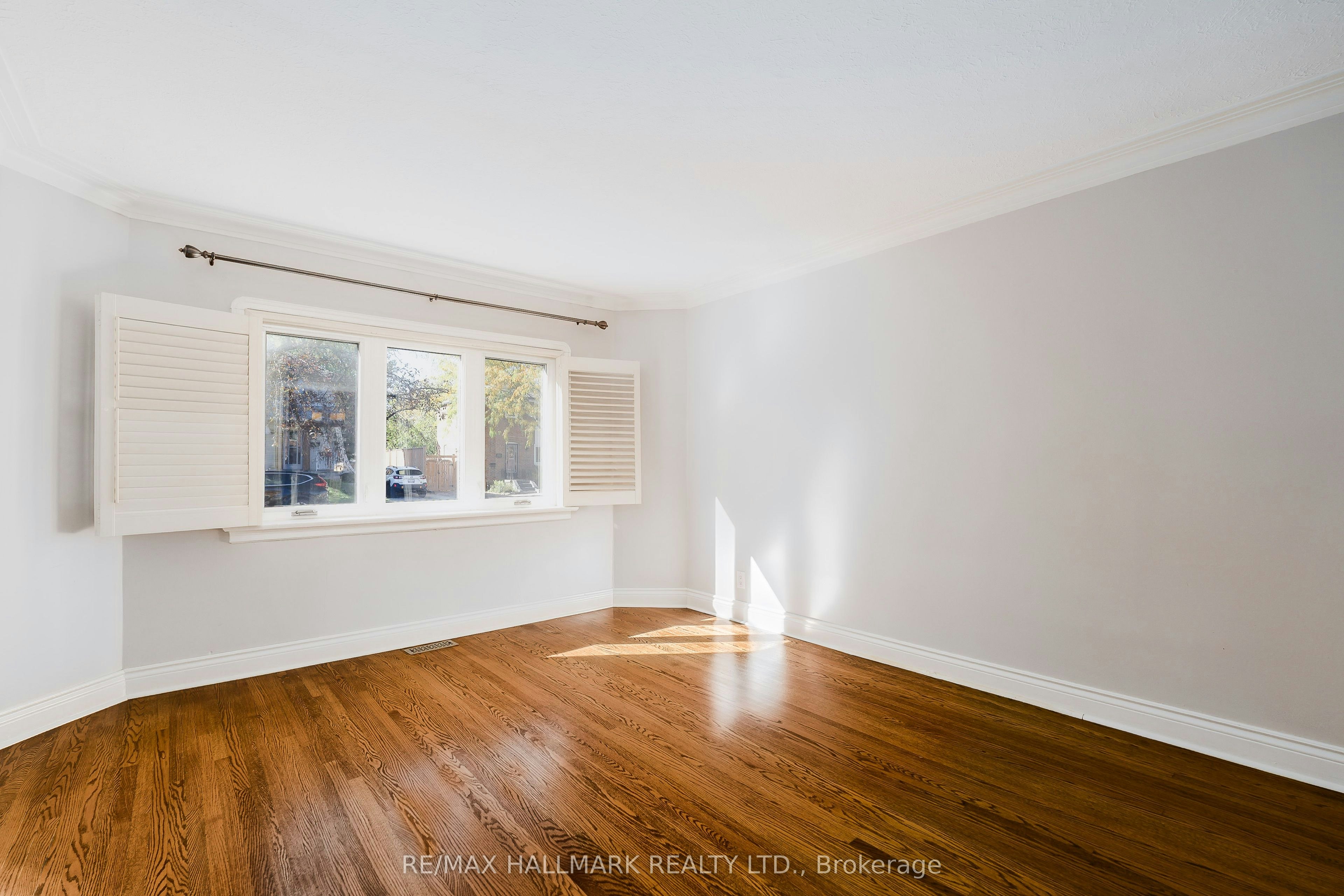 97 Atlee Avenue, Toronto, ON, M1N 3X5 - 3