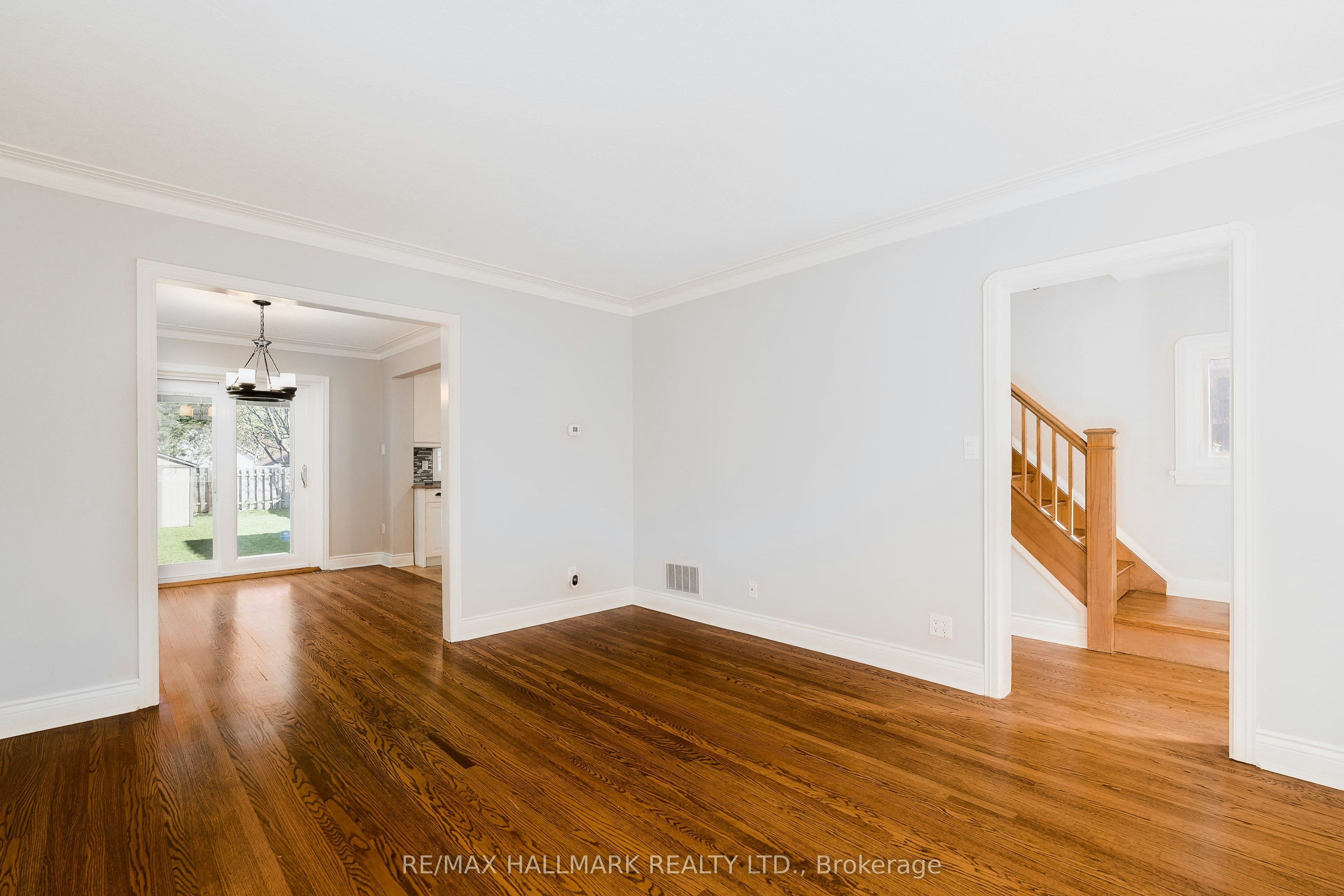 97 Atlee Avenue, Toronto, ON, M1N 3X5 - 2