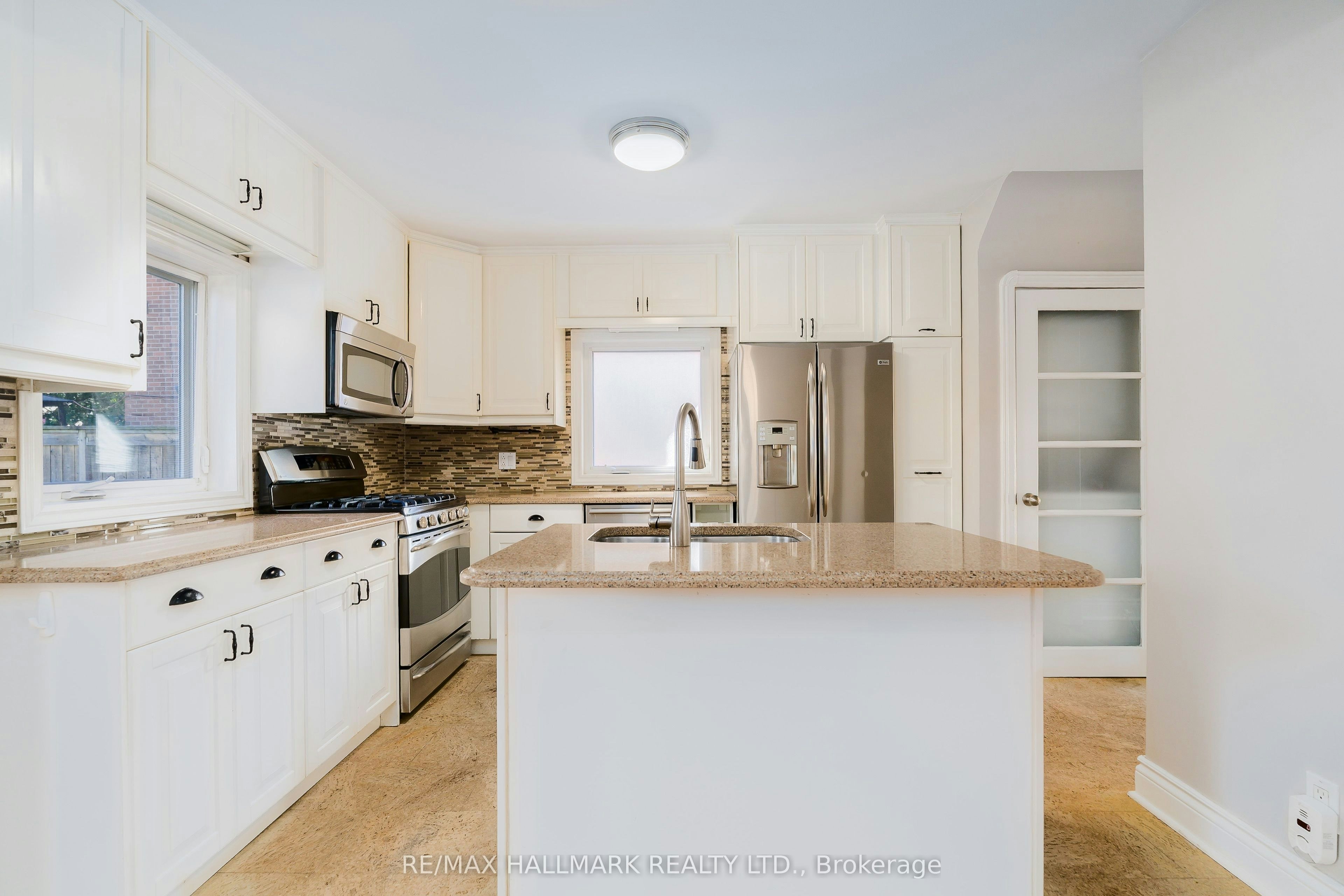 97 Atlee Avenue, Toronto, ON, M1N 3X5 - 6