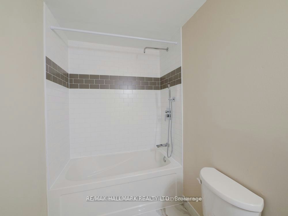 202-628 Danforth Avenue, Toronto, ON, M4K 1R3 - 15