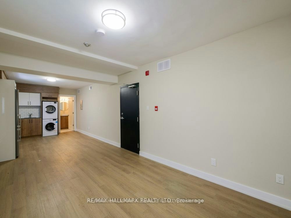 202-628 Danforth Avenue, Toronto, ON, M4K 1R3 - 7