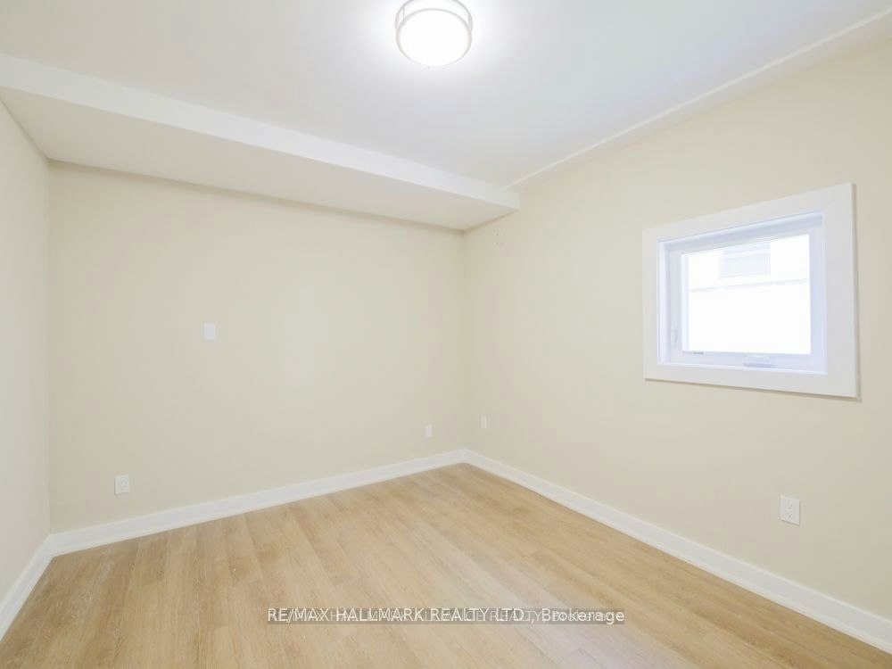 202-628 Danforth Avenue, Toronto, ON, M4K 1R3 - 8