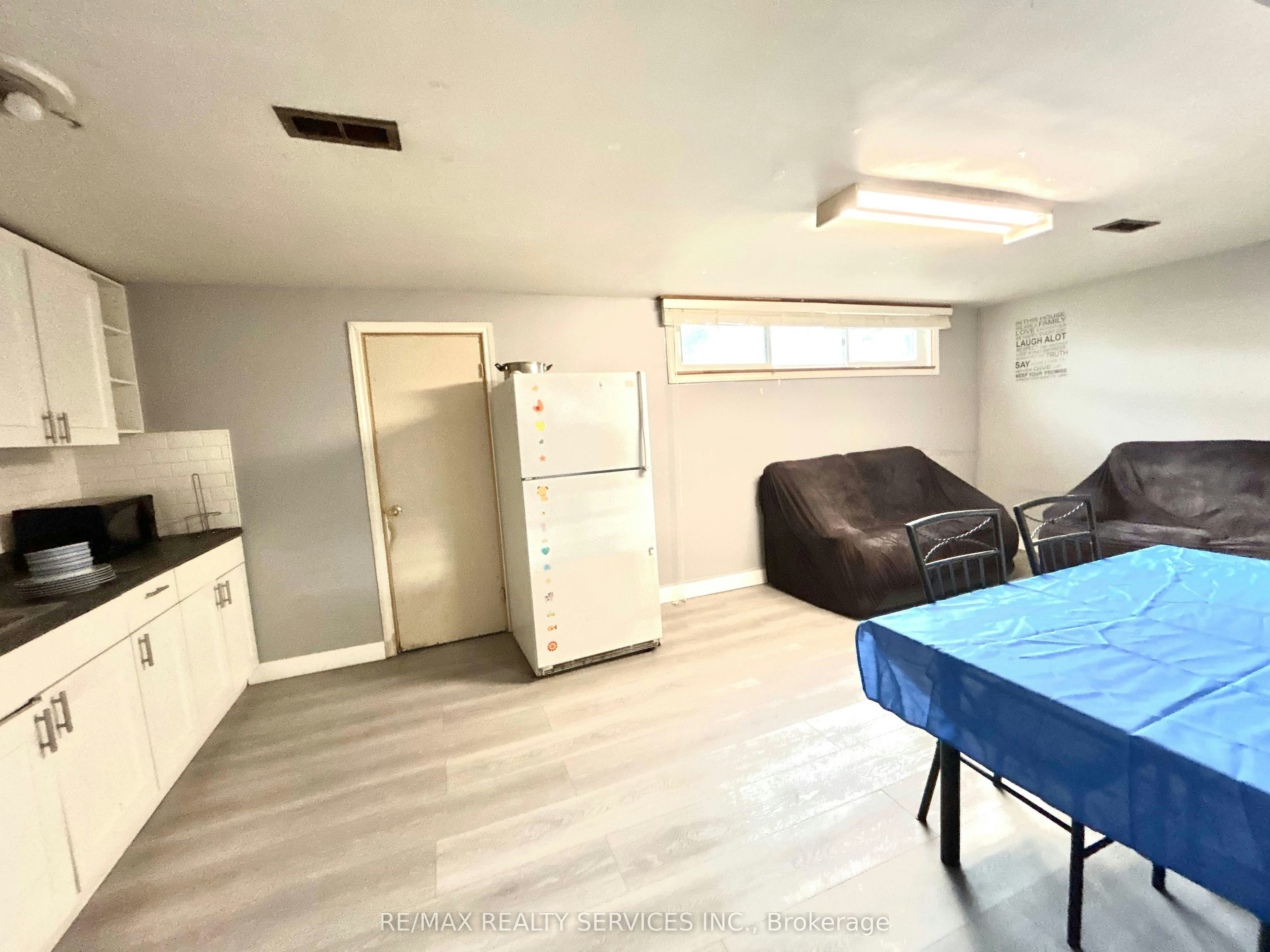 139 Bellamy Road N, Toronto, ON, M1J 2L3 - 3
