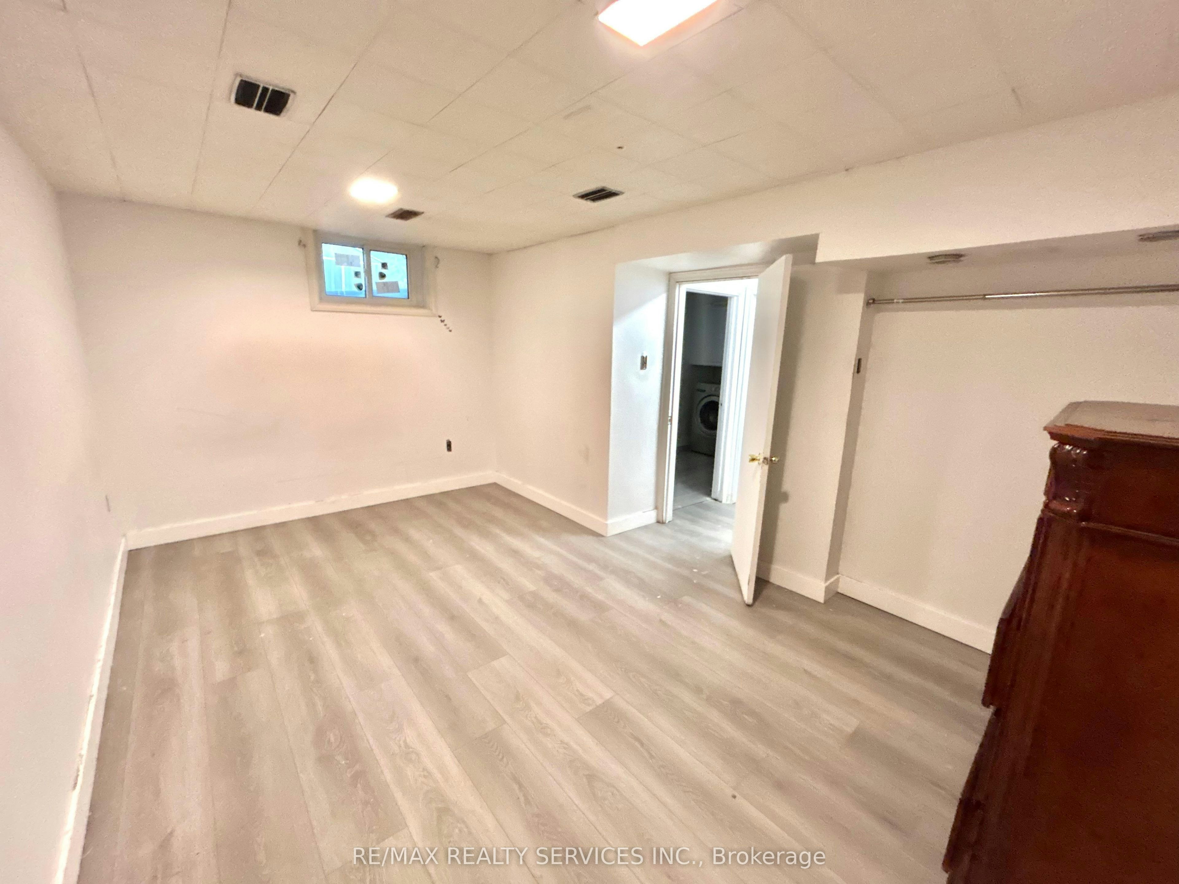 139 Bellamy Road N, Toronto, ON, M1J 2L3 - 6