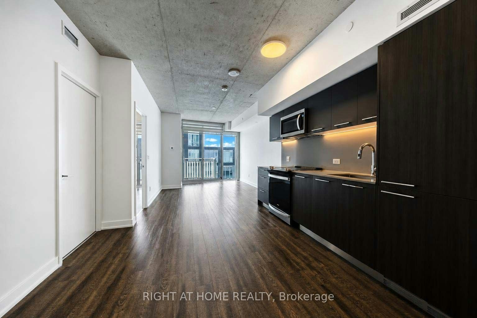 903-45 Baseball Place, Toronto, ON, M4M 0H1 - 7