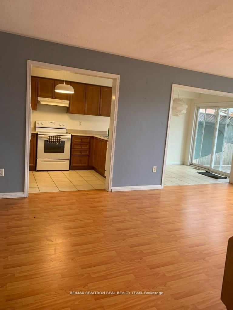 Unit A-8892 Sheppard Avenue E, Toronto, ON, M1B 6H2 - 3