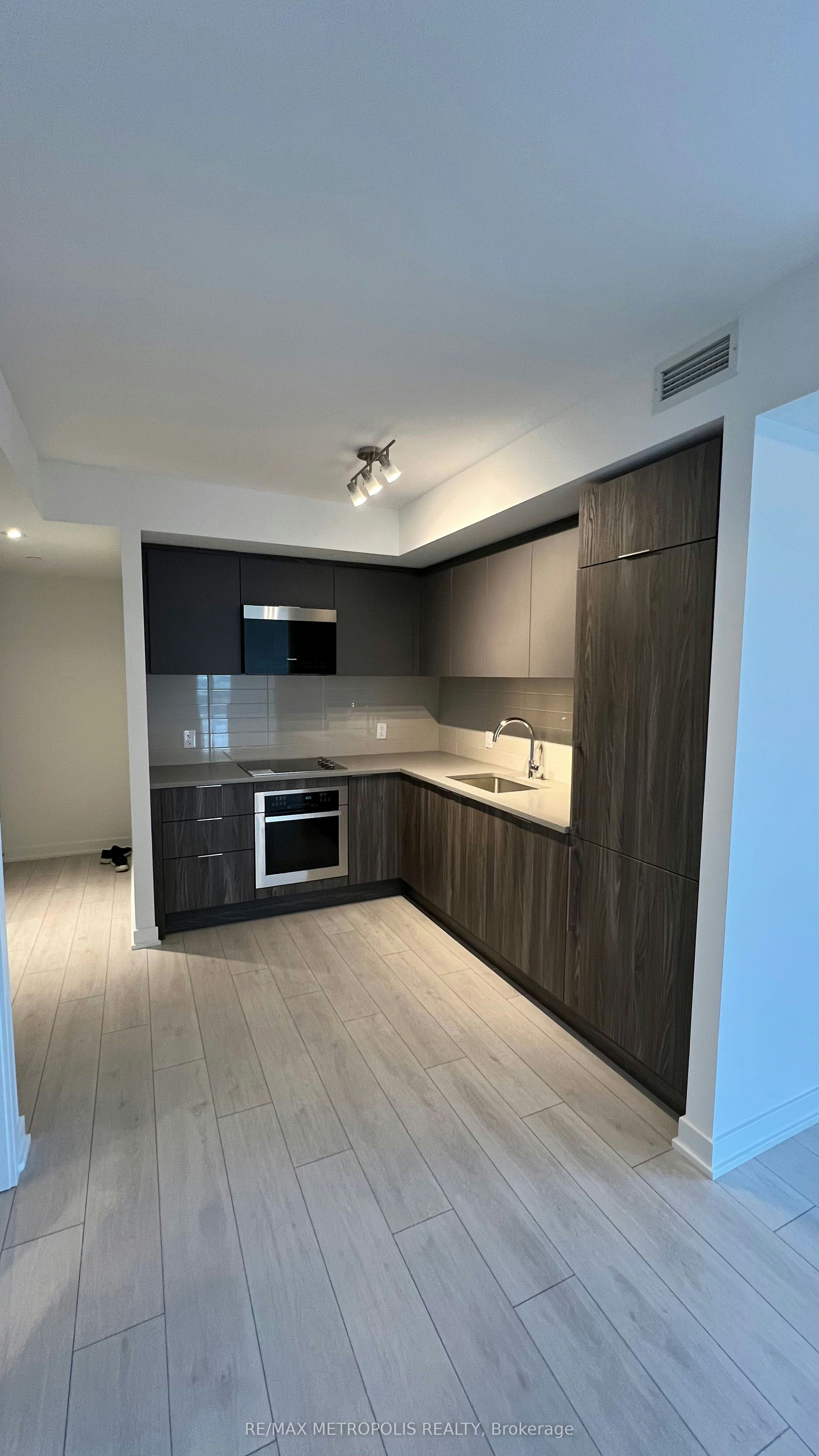 2109-2033 Kennedy Road, Toronto, ON, M1T 0B9 - 4