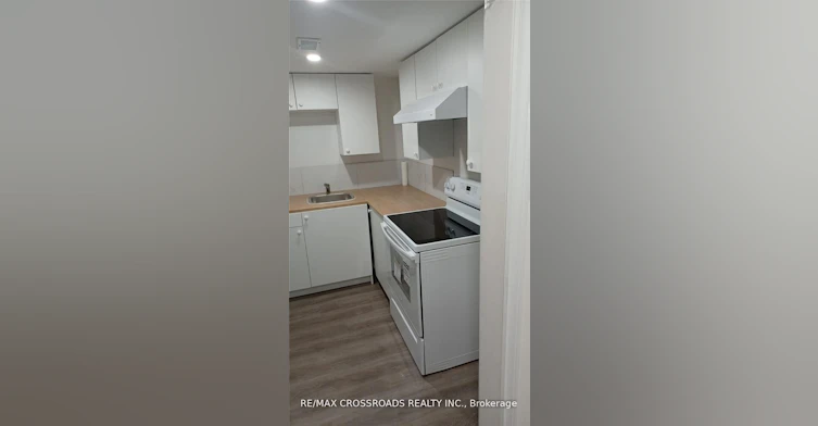 334 Danforth Road, Toronto, ON, M1L 0B5 - 4