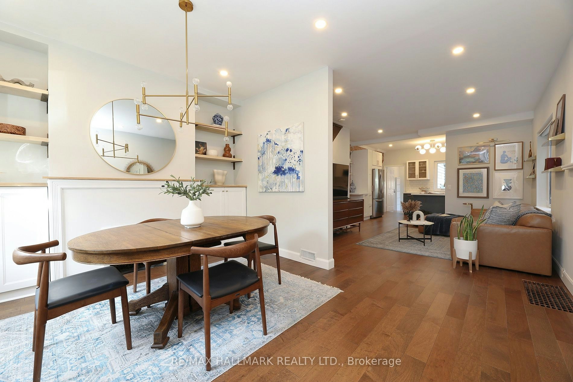 701 Greenwood Avenue, Toronto, ON, M4J 4B6