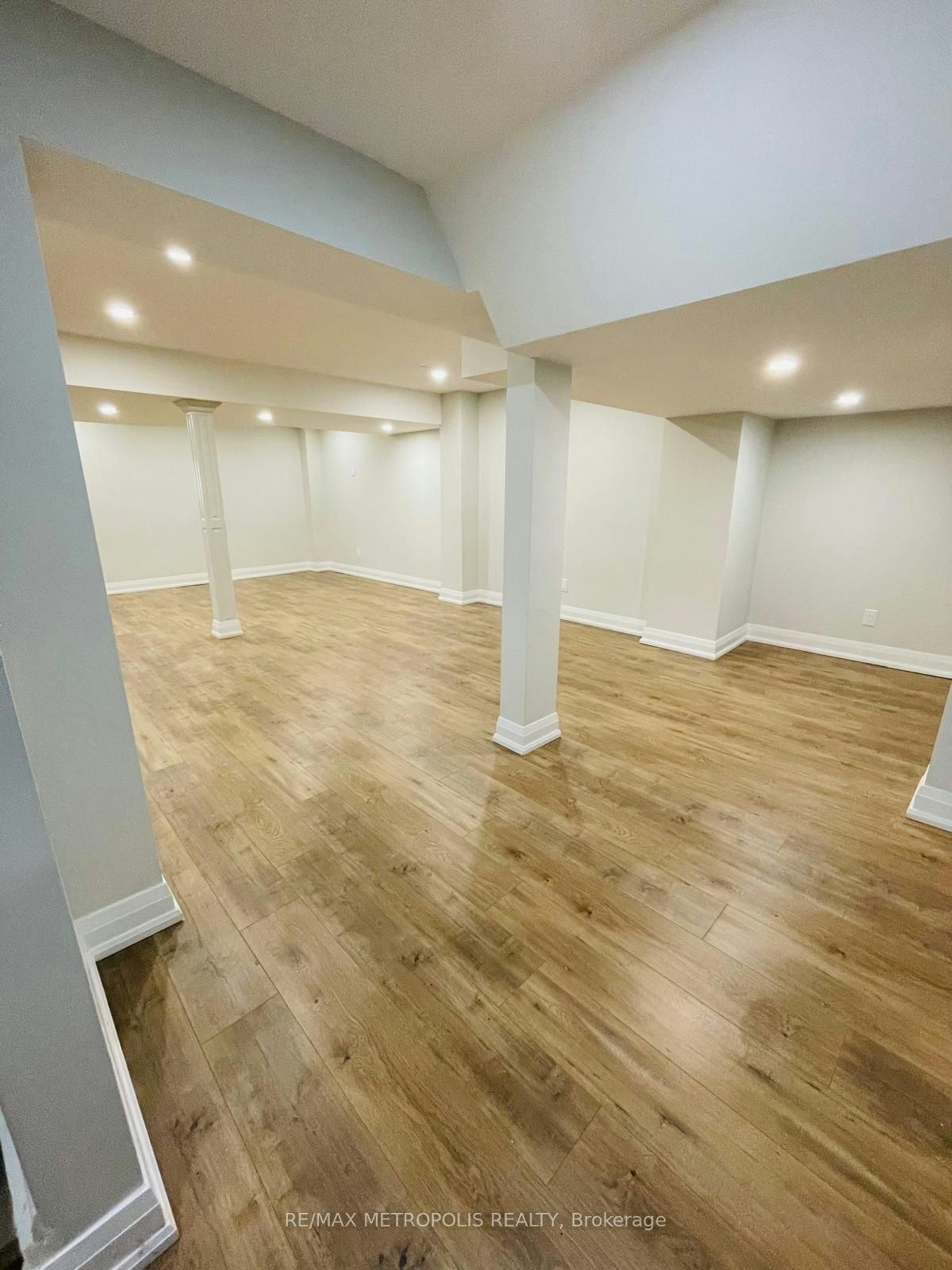 10 Barchard Street, Clarington, ON, L1B 1G9 - 23