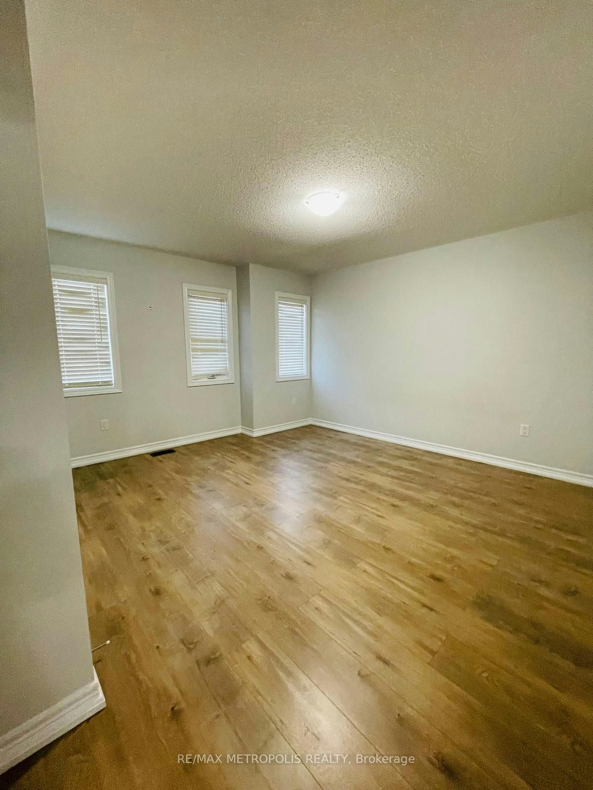 10 Barchard Street, Clarington, ON, L1B 1G9 - 14
