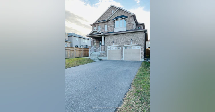 10 Barchard Street, Clarington, ON, L1B 1G9 - 2