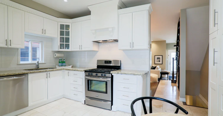 451 Jones Avenue, Toronto, ON, M4J 3G7 - 17