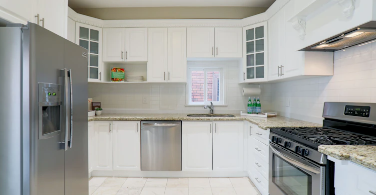 451 Jones Avenue, Toronto, ON, M4J 3G7 - 18