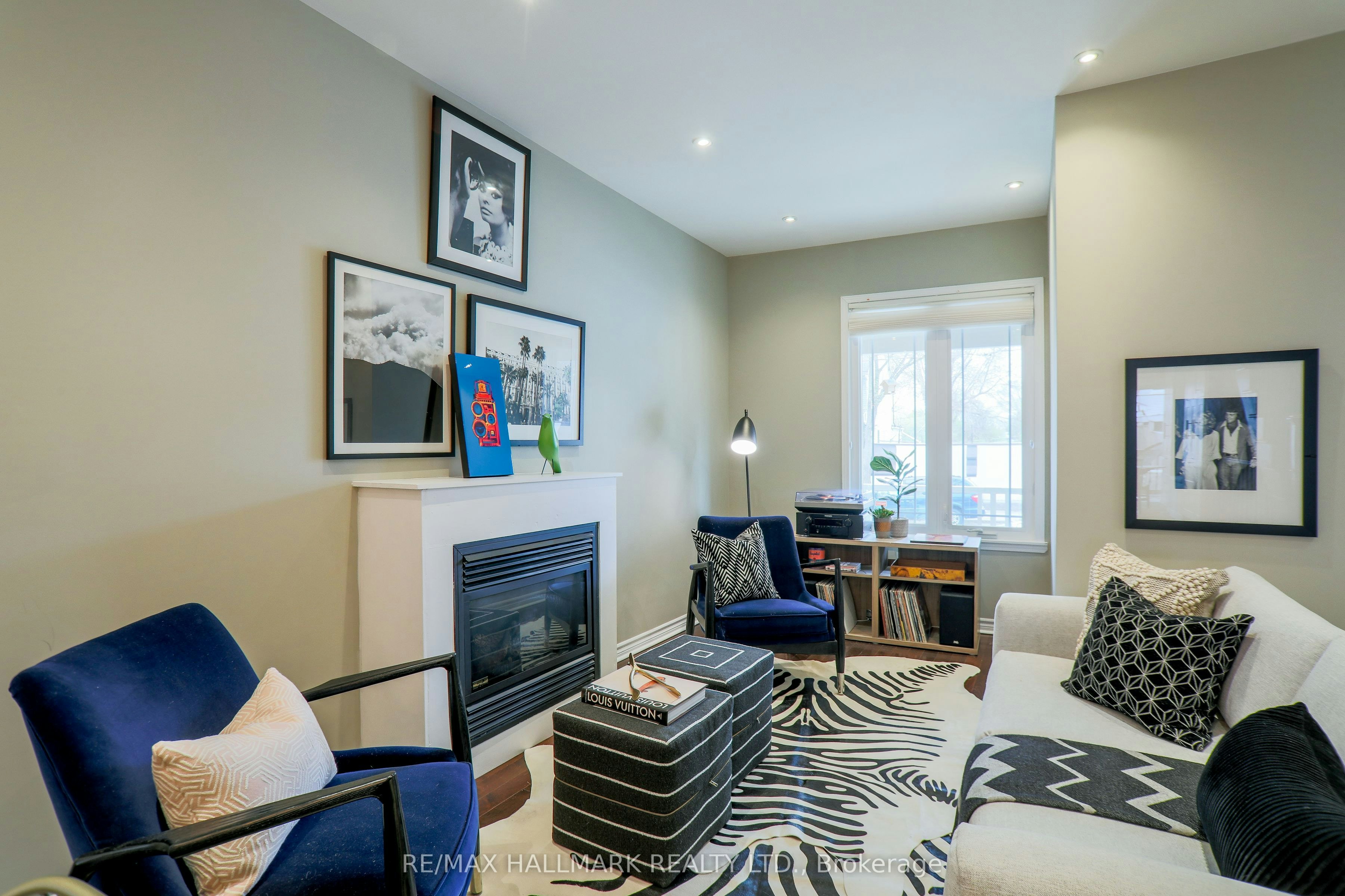 451 Jones Avenue, Toronto, ON, M4J 3G7 - 8