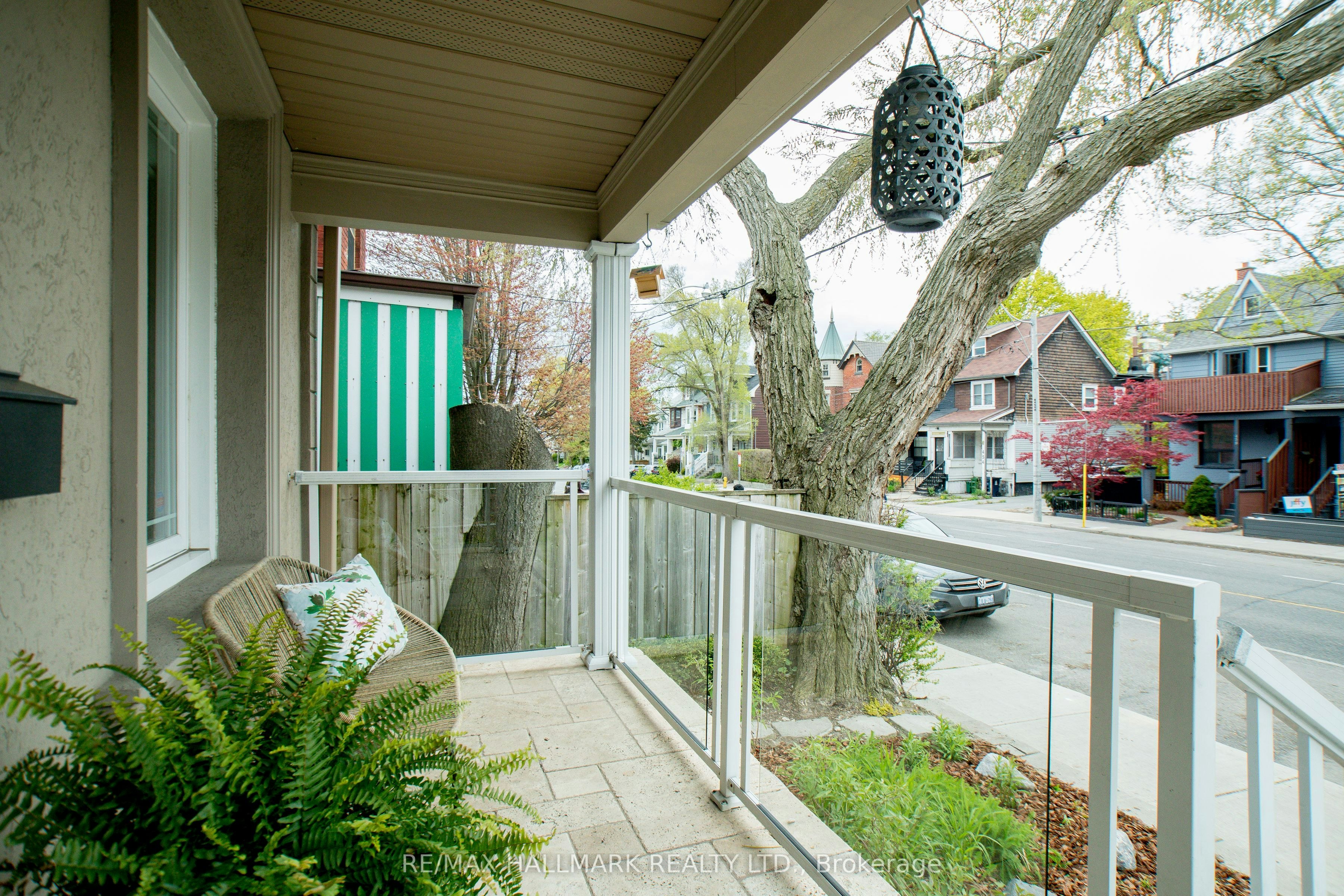 451 Jones Avenue, Toronto, ON, M4J 3G7 - 2