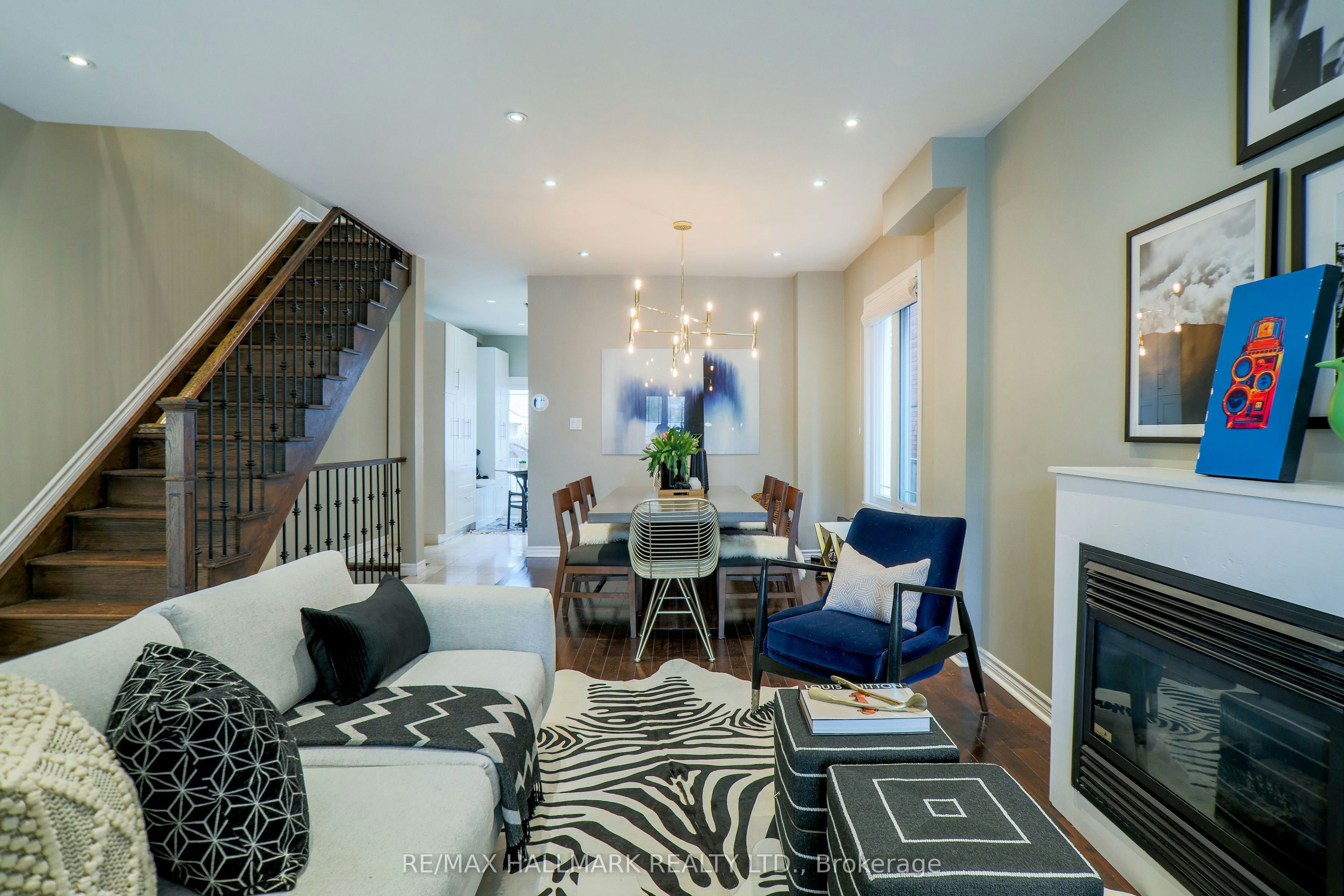 451 Jones Avenue, Toronto, ON, M4J 3G7 - 11