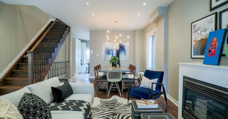 451 Jones Avenue, Toronto, ON, M4J 3G7 - 11