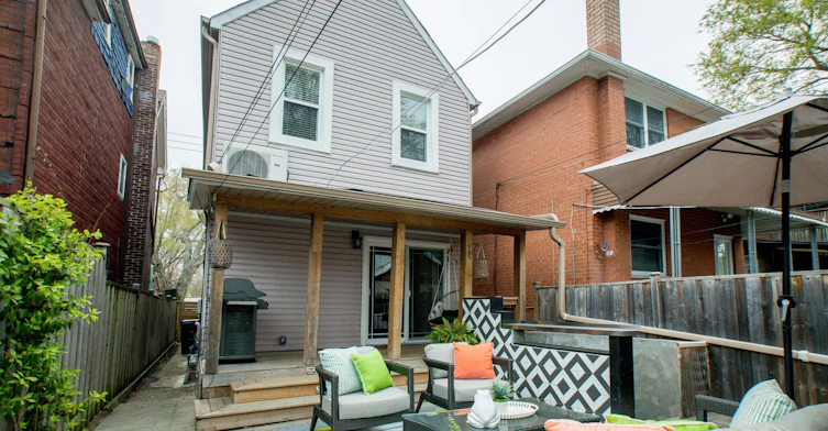 451 Jones Avenue, Toronto, ON, M4J 3G7 - 40