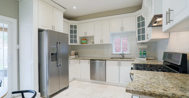 451 Jones Avenue, Toronto, ON, M4J 3G7 - 24