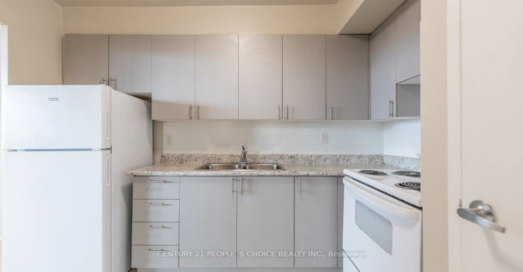 405-3875 Sheppard Avenue E, Toronto, ON, M1T 3L6 - 7
