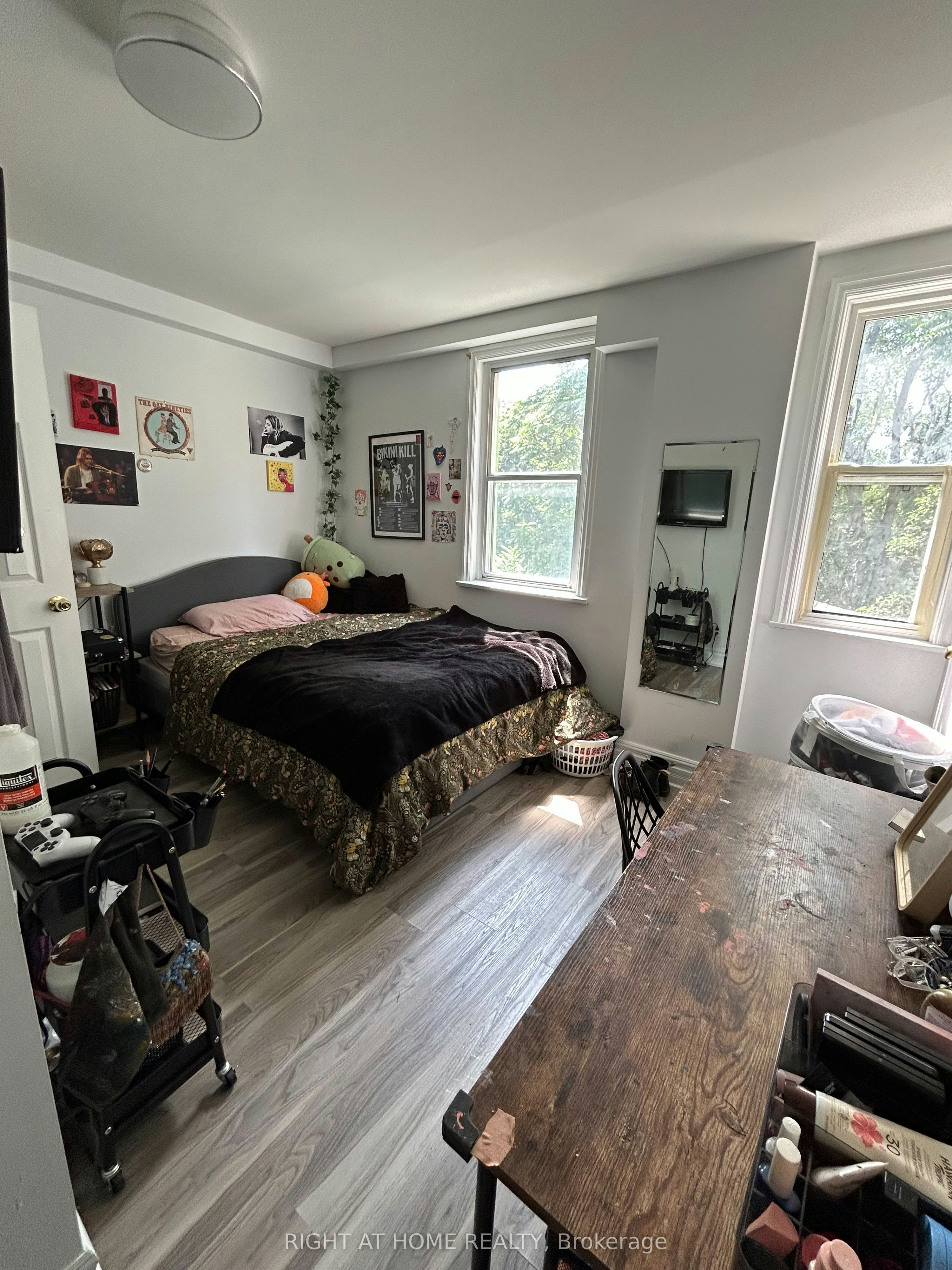 6 Boothroyd Avenue, Toronto, ON, M4J 3L8 - 12