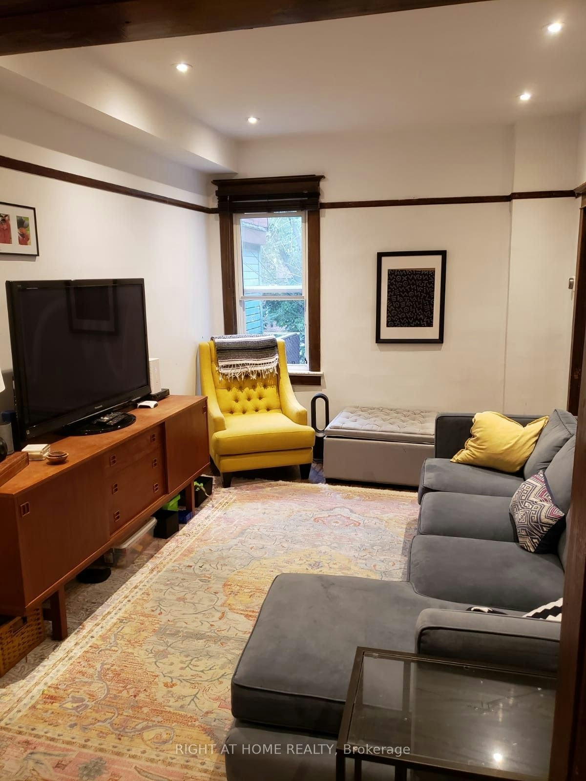 6 Boothroyd Avenue, Toronto, ON, M4J 3L8 - 3