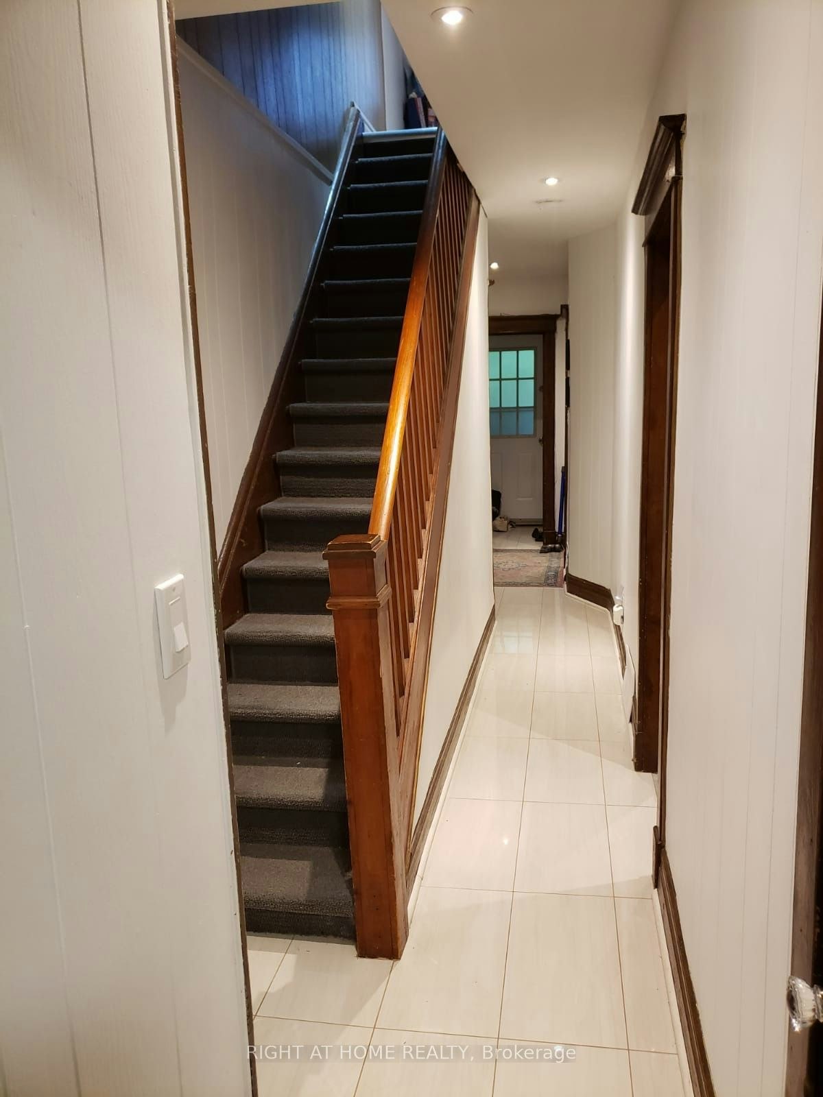 6 Boothroyd Avenue, Toronto, ON, M4J 3L8 - 7