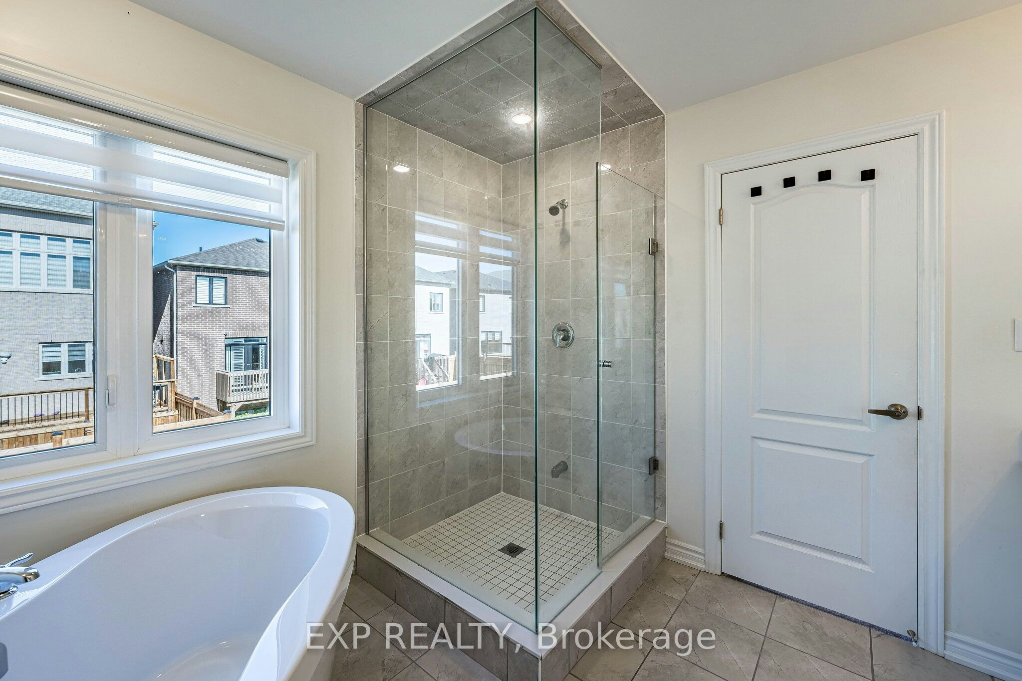 1186 Rexton Drive, Oshawa, ON, L1L 0T4 - 12