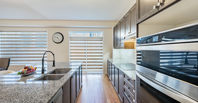 1186 Rexton Drive, Oshawa, ON, L1L 0T4 - 9