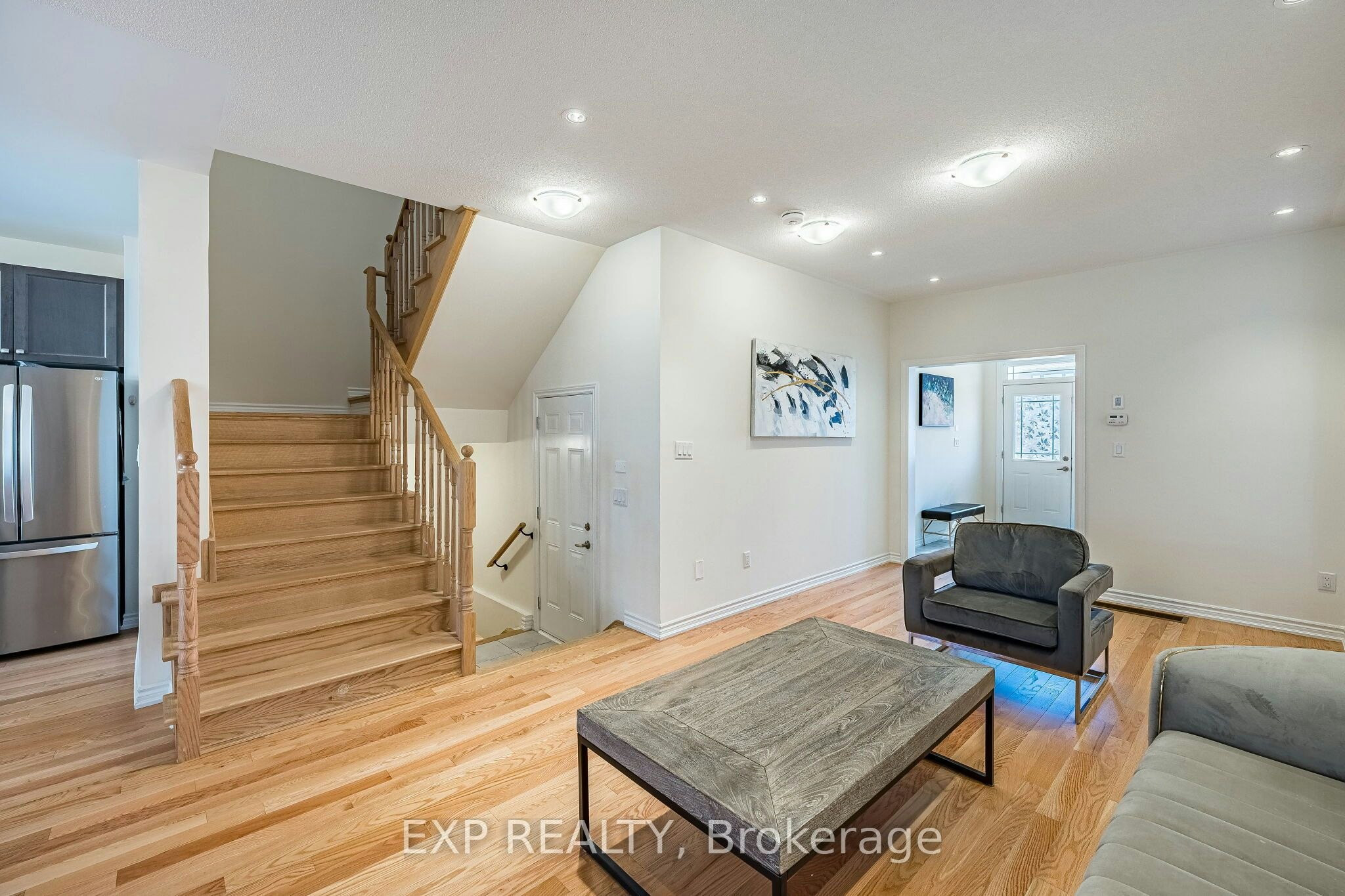 1186 Rexton Drive, Oshawa, ON, L1L 0T4 - 6