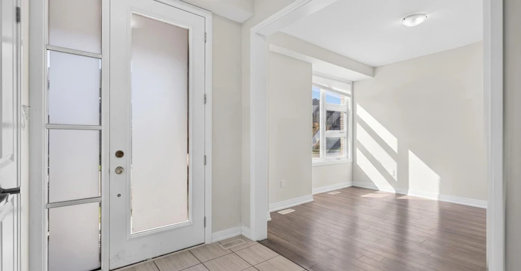225 Coronation Road, Whitby, ON, L1P 0H7 - 4