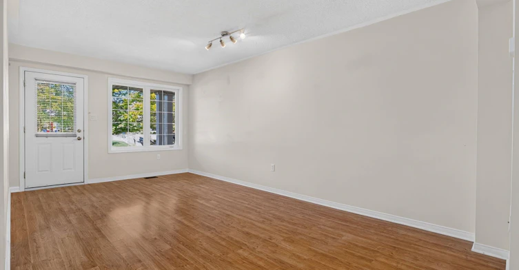 265 Sprucewood Crescent, Clarington, ON, L1C 0G6 - 21