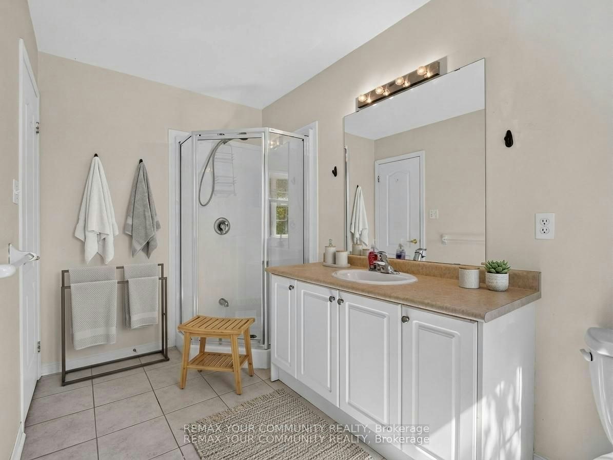 265 Sprucewood Crescent, Clarington, ON, L1C 0G6 - 10