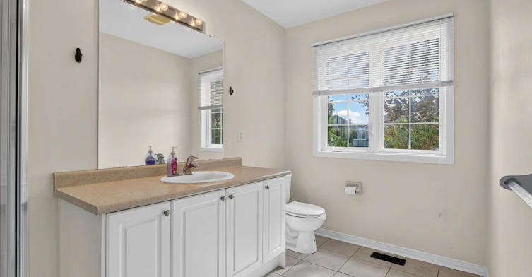 265 Sprucewood Crescent, Clarington, ON, L1C 0G6 - 34