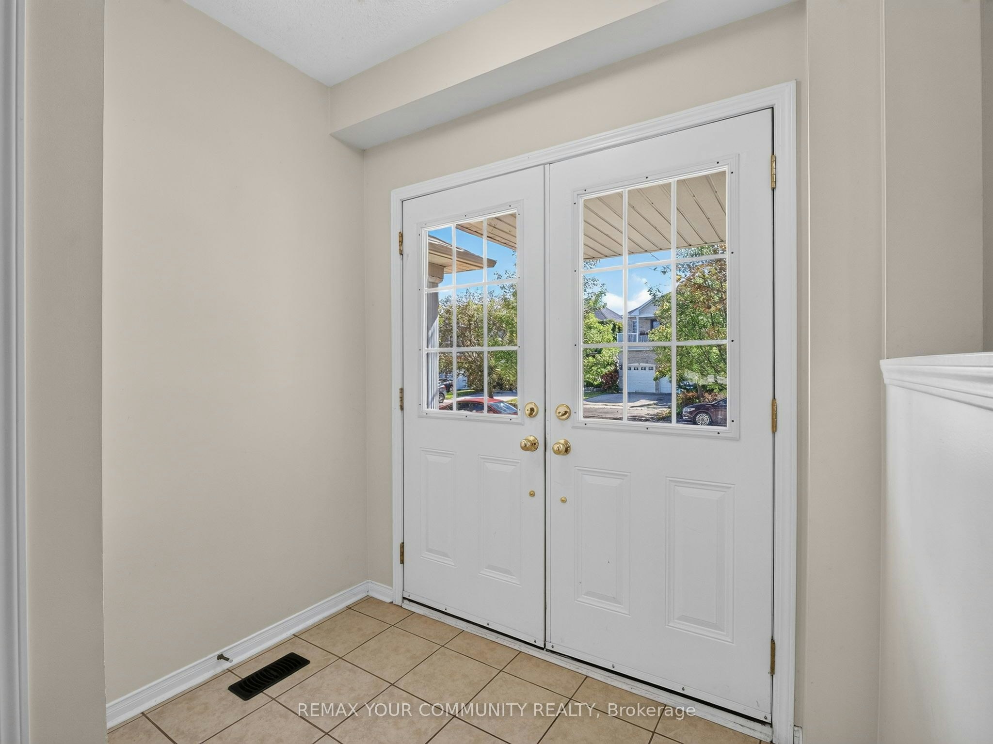 265 Sprucewood Crescent, Clarington, ON, L1C 0G6 - 13