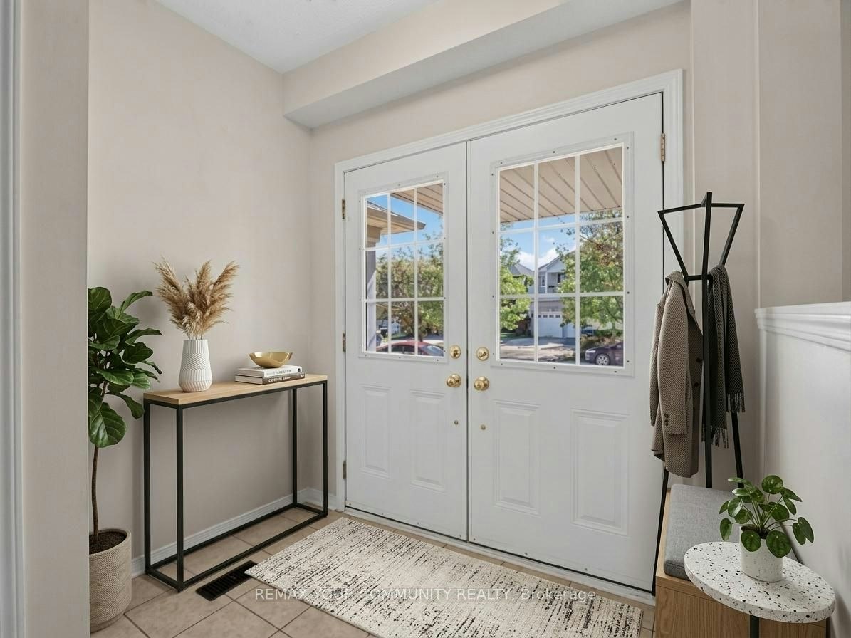 265 Sprucewood Crescent, Clarington, ON, L1C 0G6 - 4