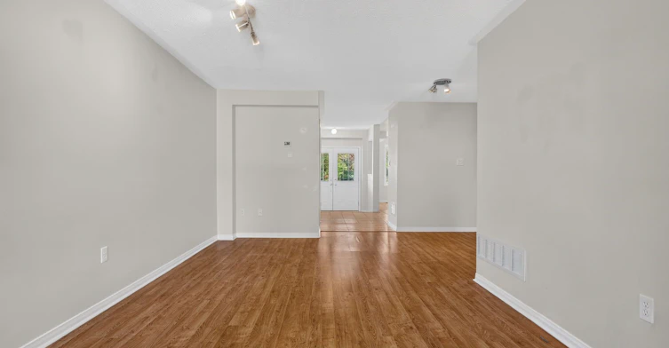 265 Sprucewood Crescent, Clarington, ON, L1C 0G6 - 23