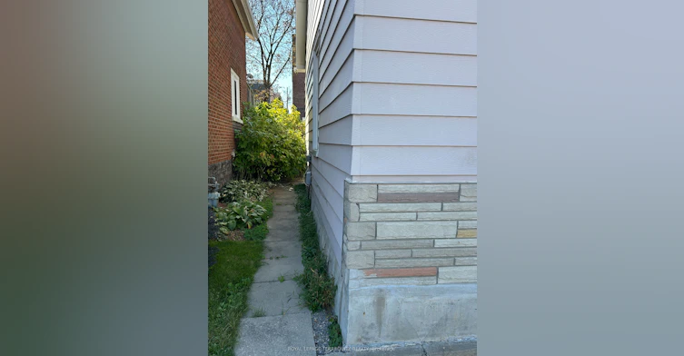 292 Celina Street, Oshawa, ON, L1H 4P1 - 3