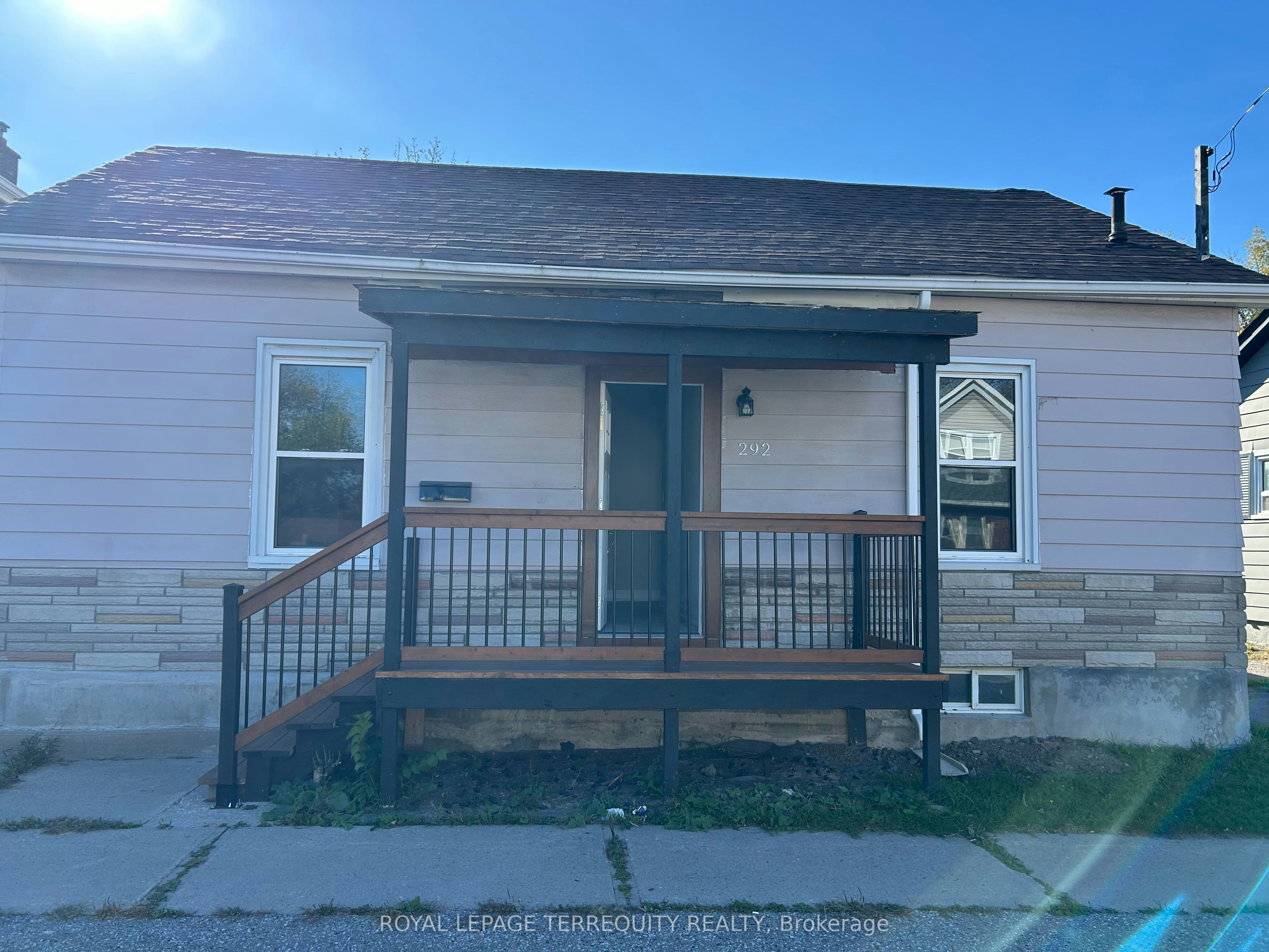 292 Celina Street, Oshawa, ON, L1H 4P1