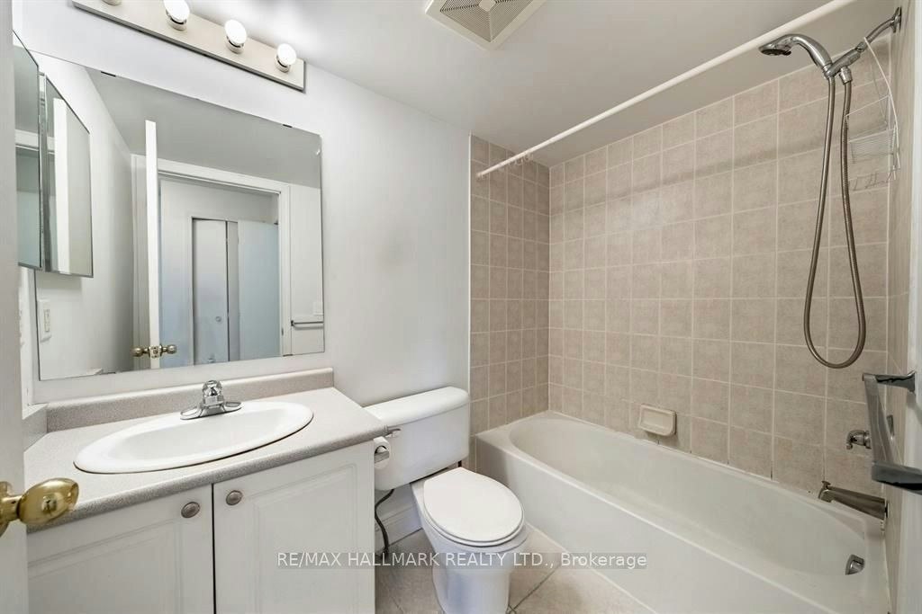 305-684 Warden Avenue, Toronto, ON, M1L 4W4 - 8